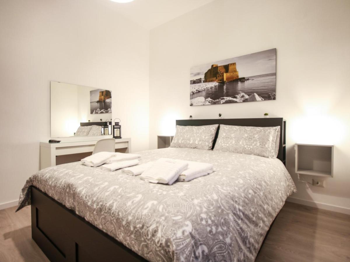 Chilometrozero Luxury Apartment Neapel Exteriör bild